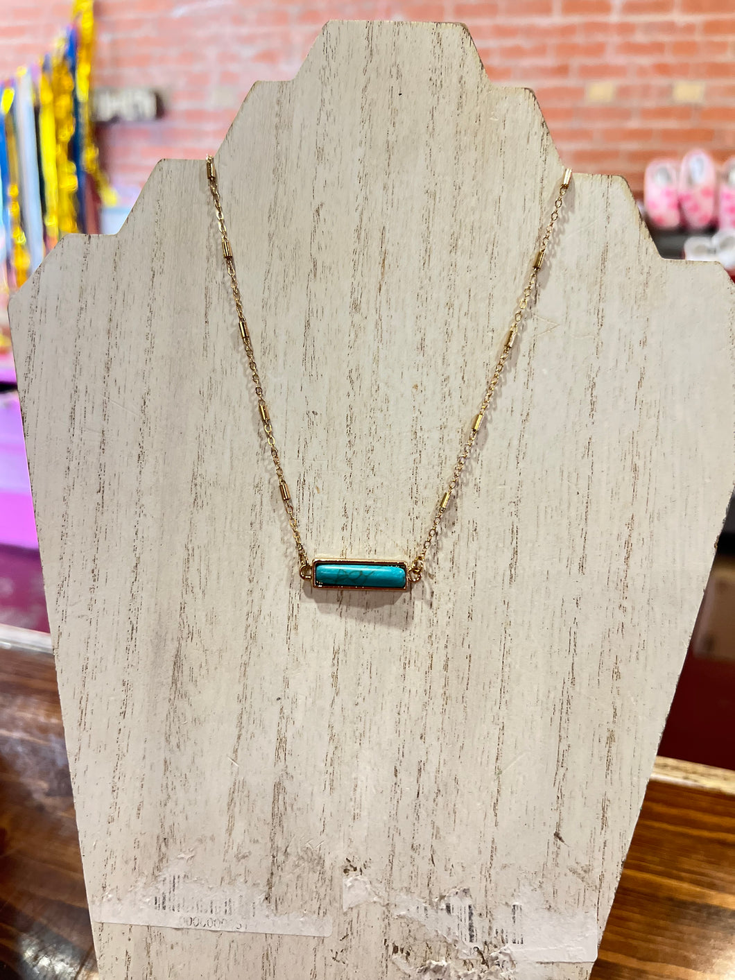 Turquoise stone bar necklace