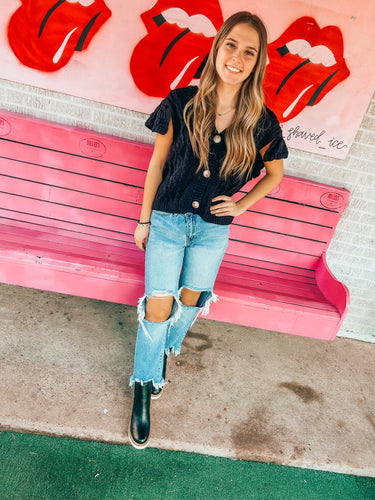 Georgia Bulldogs - Bleached Tee – Pretty Poppy Boutique