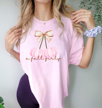 Load image into Gallery viewer, A fall girly tee
