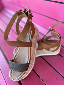 Tan Michael Kors Shoes, 8.5